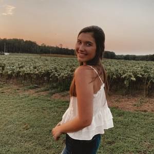 Meet your Posher, Megan